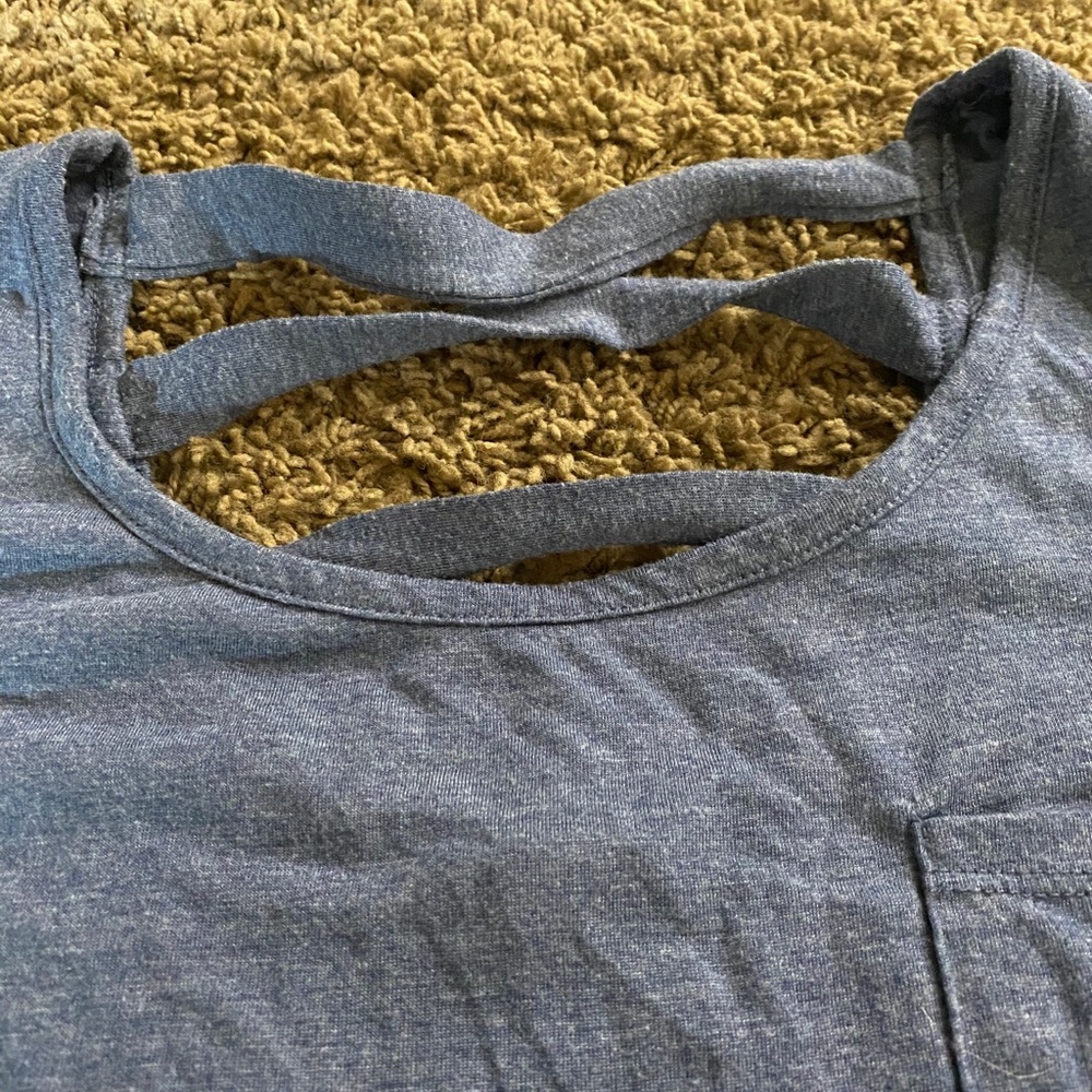 Shirt - Picture 2 of 4